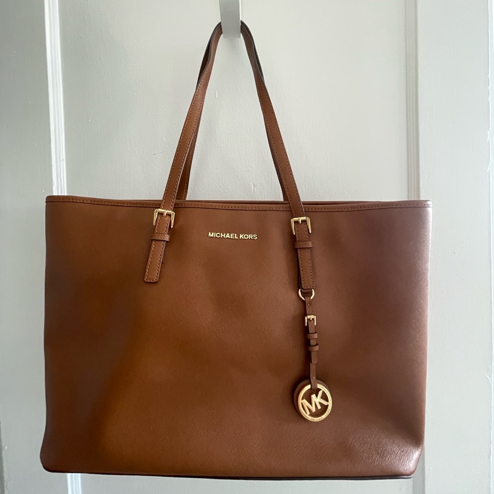 Michael Kors Jet Set Travel Leather Tote